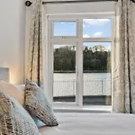 2 Rushbrooke County Cork 아파트 *