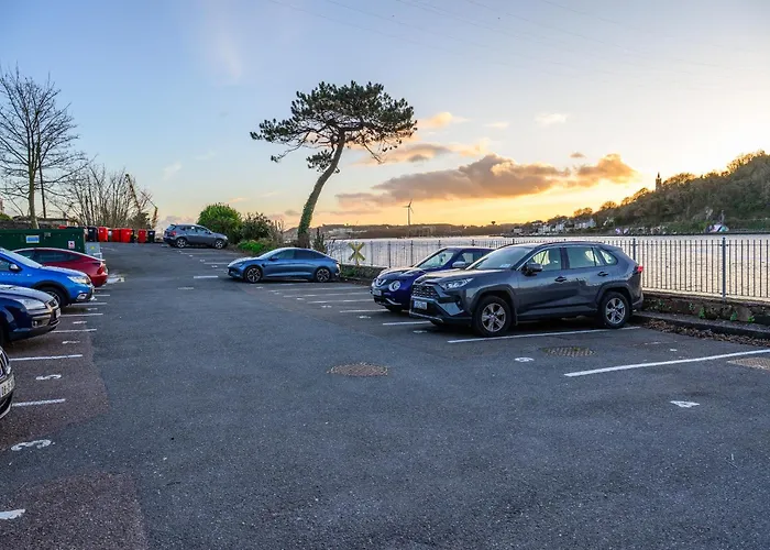 2 Rushbrooke County Cork